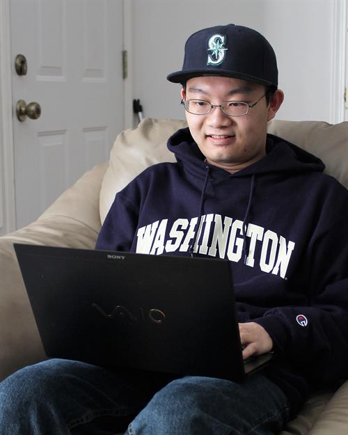 Students on computers can stay engaged through online discussions. Students on computers can stay engaged through online discussions.